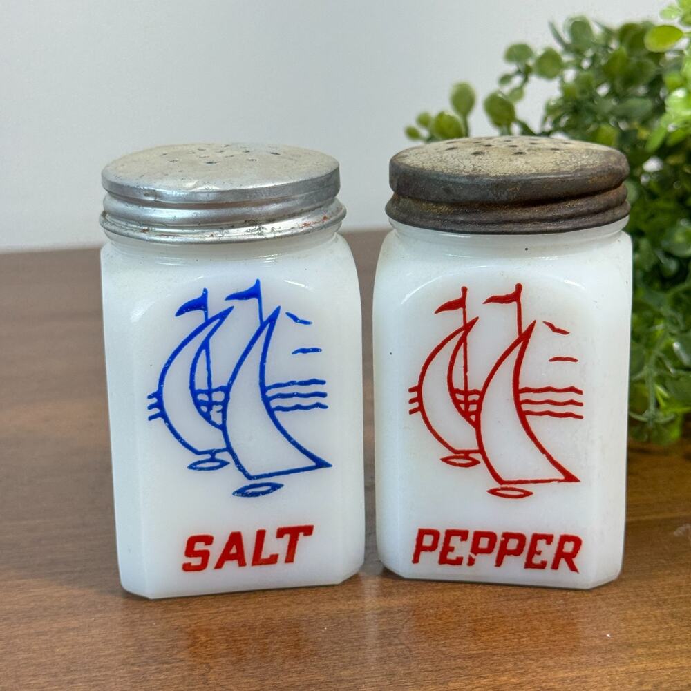 Vintage Hazel Atlas Sailboat Milk Glass Salt & Pepper Shakers w/ Lid Spices